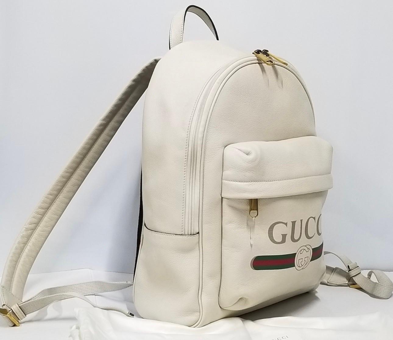 Gucci Logo Cripto imprimé cuir ivoire 100 % authentique avec sa boîte ! Sac à dos unisexe en vente 11