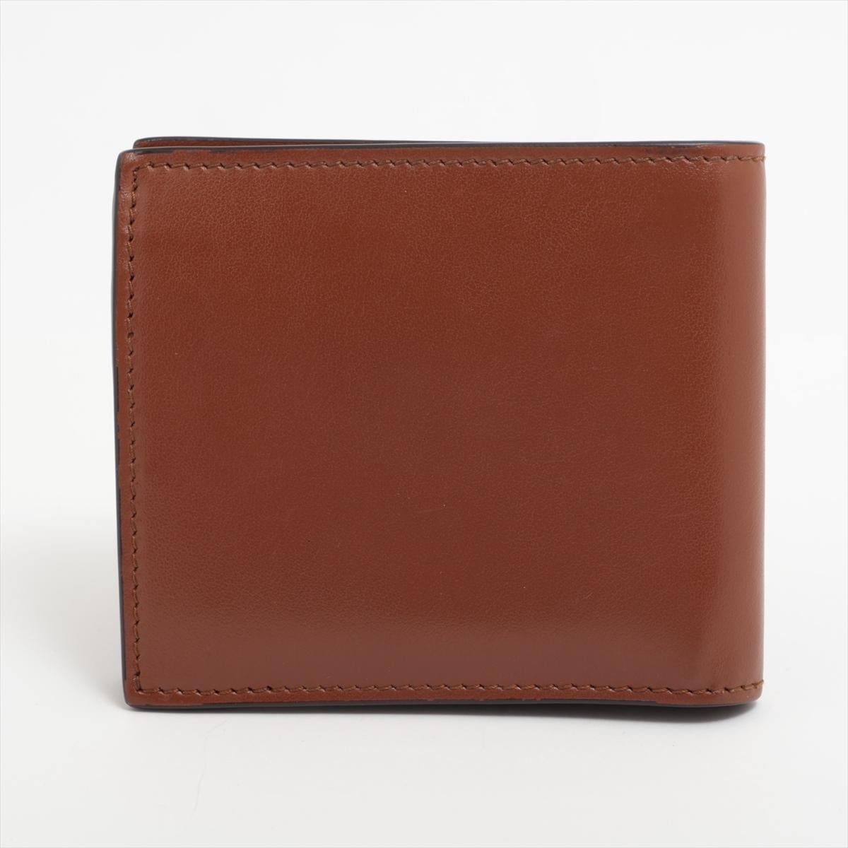 Gucci Logo Leather Bi fold Compact Wallet Brown In Good Condition In Humacao, PR