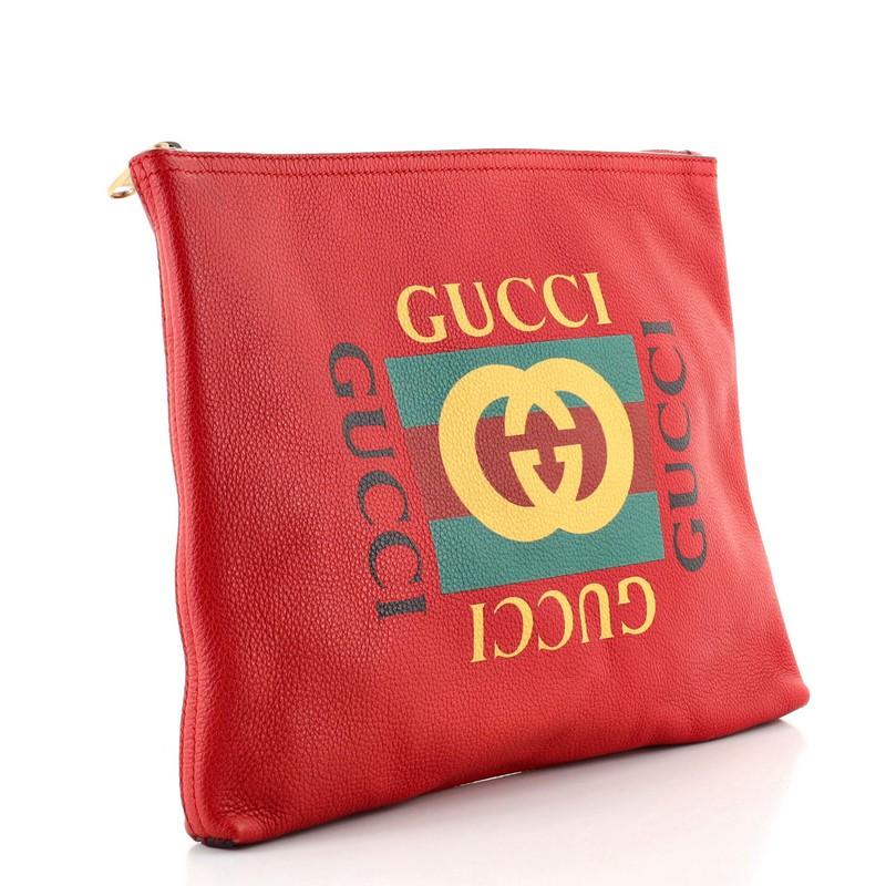 gucci logo pouch