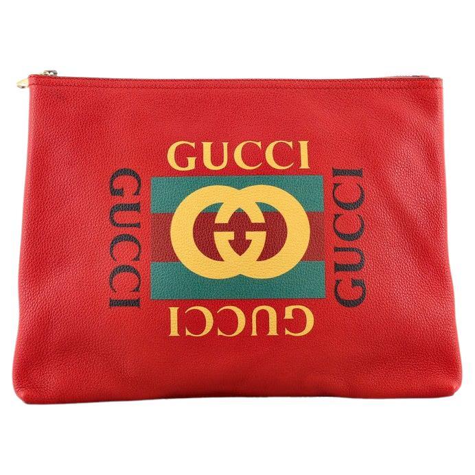 gucci logo pouch