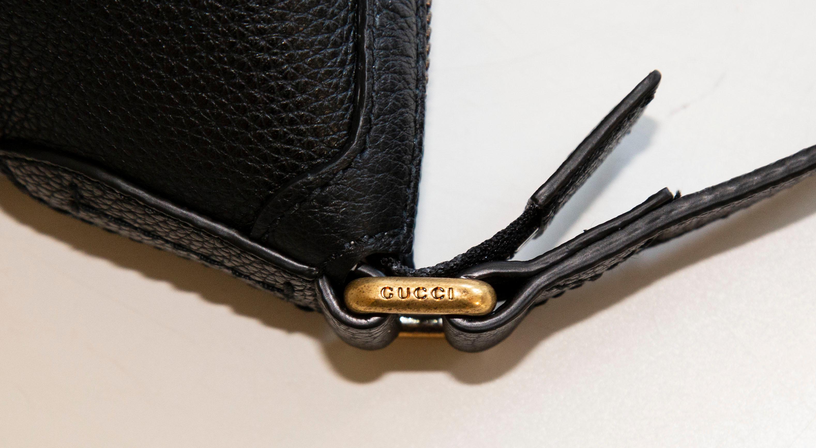 Women's or Men's Gucci Logo Print Half Moon Large Black Leather Hobo Bag  For Sale