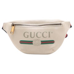 Gucci Logo Print Leder Gürteltasche Beige