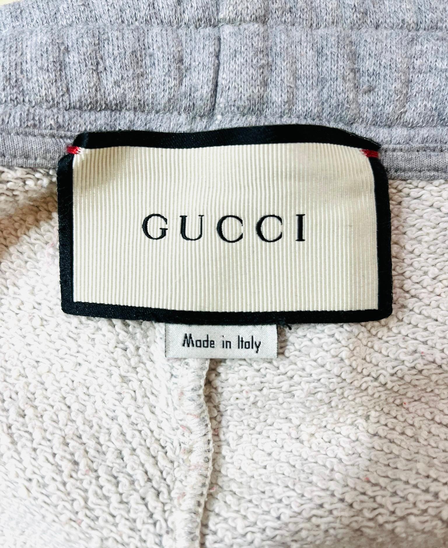 Pantalon de survêtement en coton orné d'un logo de Gucci en vente 2