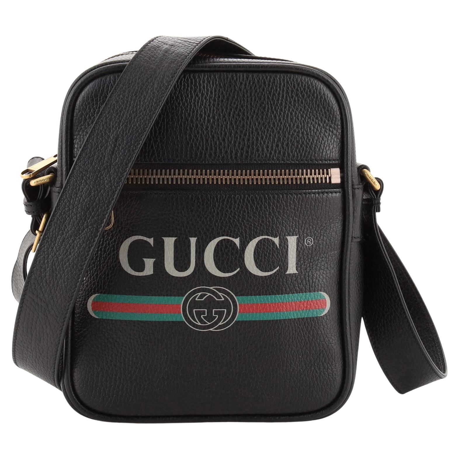 Gucci Black GG Canvas and Leather Abbey Messenger Bag For Sale at 1stDibs
