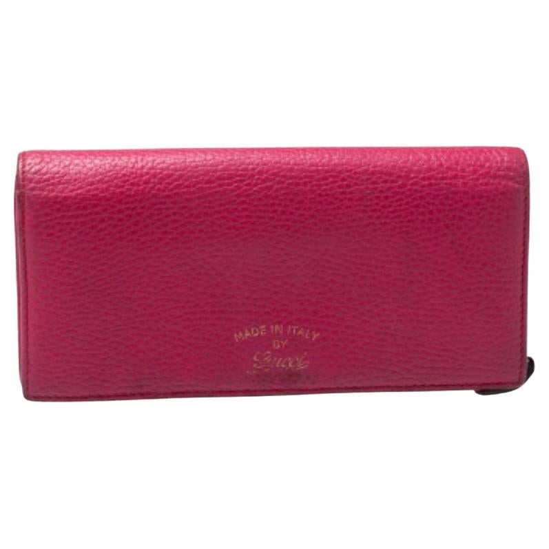 Gucci Magenta Leather Swing Continental Wallet For Sale