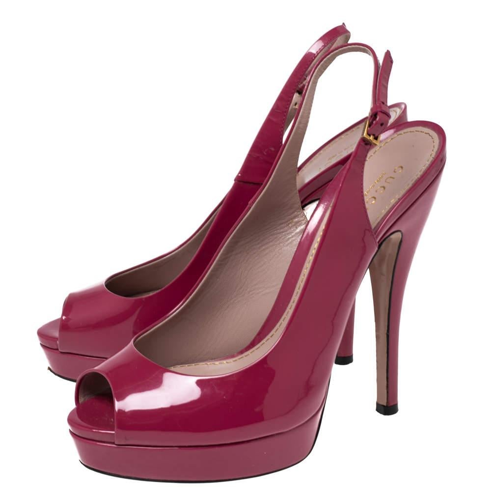 Gucci Magenta Patent Leather Sofia Peep-Toe Slingback Sandals Size 38 In Good Condition In Dubai, Al Qouz 2