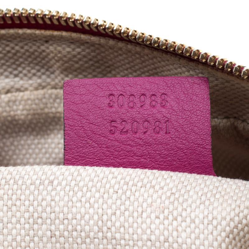 Gucci Magenta Patent Leather Soho Chain Large Shoulder Bag In Good Condition In Dubai, Al Qouz 2
