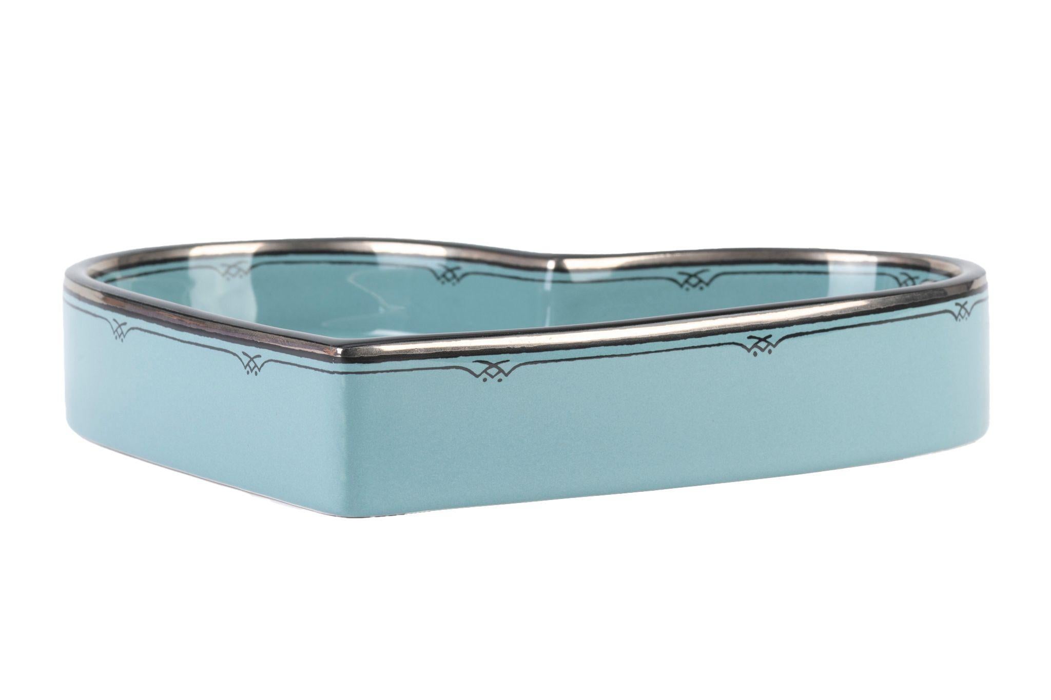 Gucci Maison De L'amour Herz Tablett Neu in Box (Blau) im Angebot