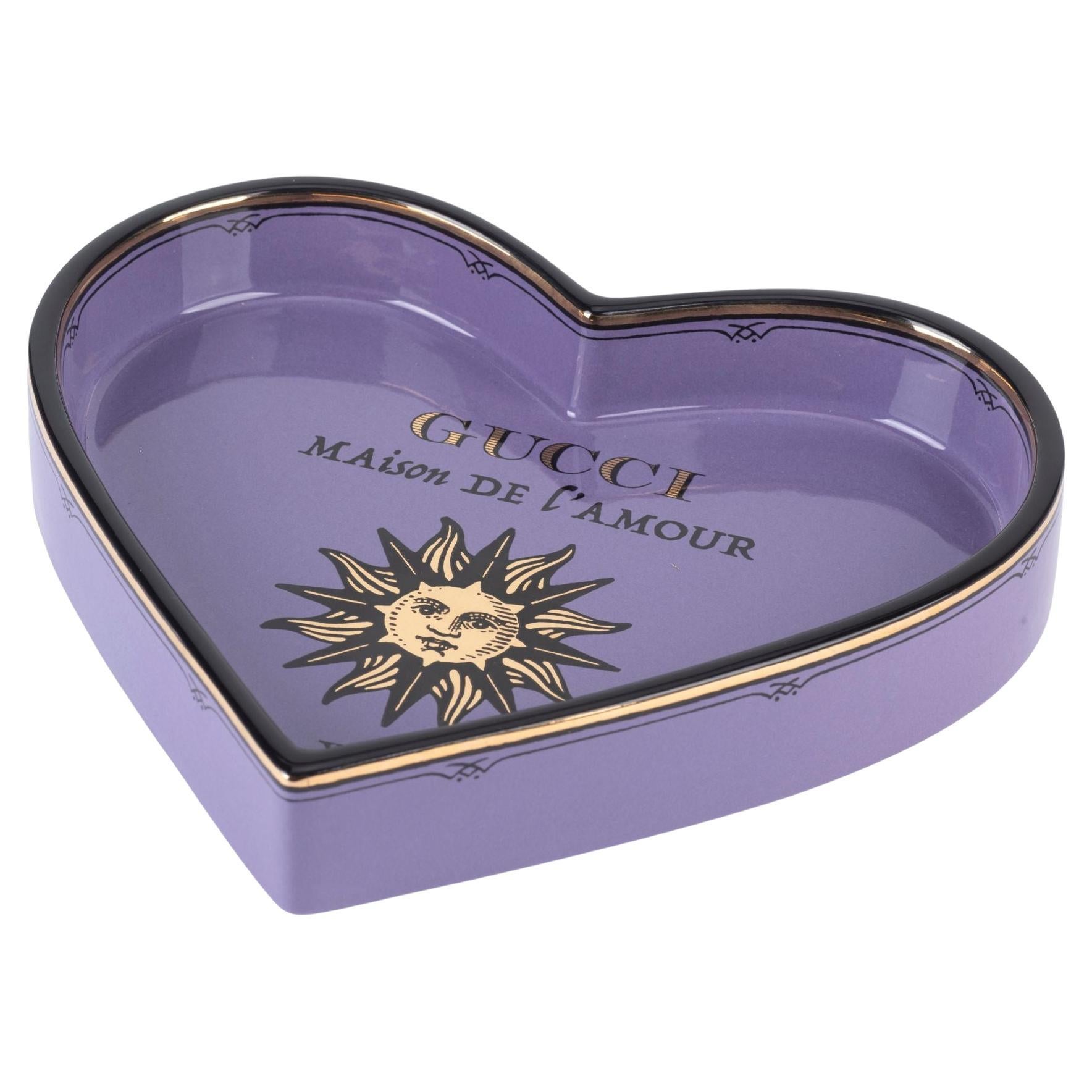 Gucci Maison De L'amour Herz Tablett Neu in Box im Angebot
