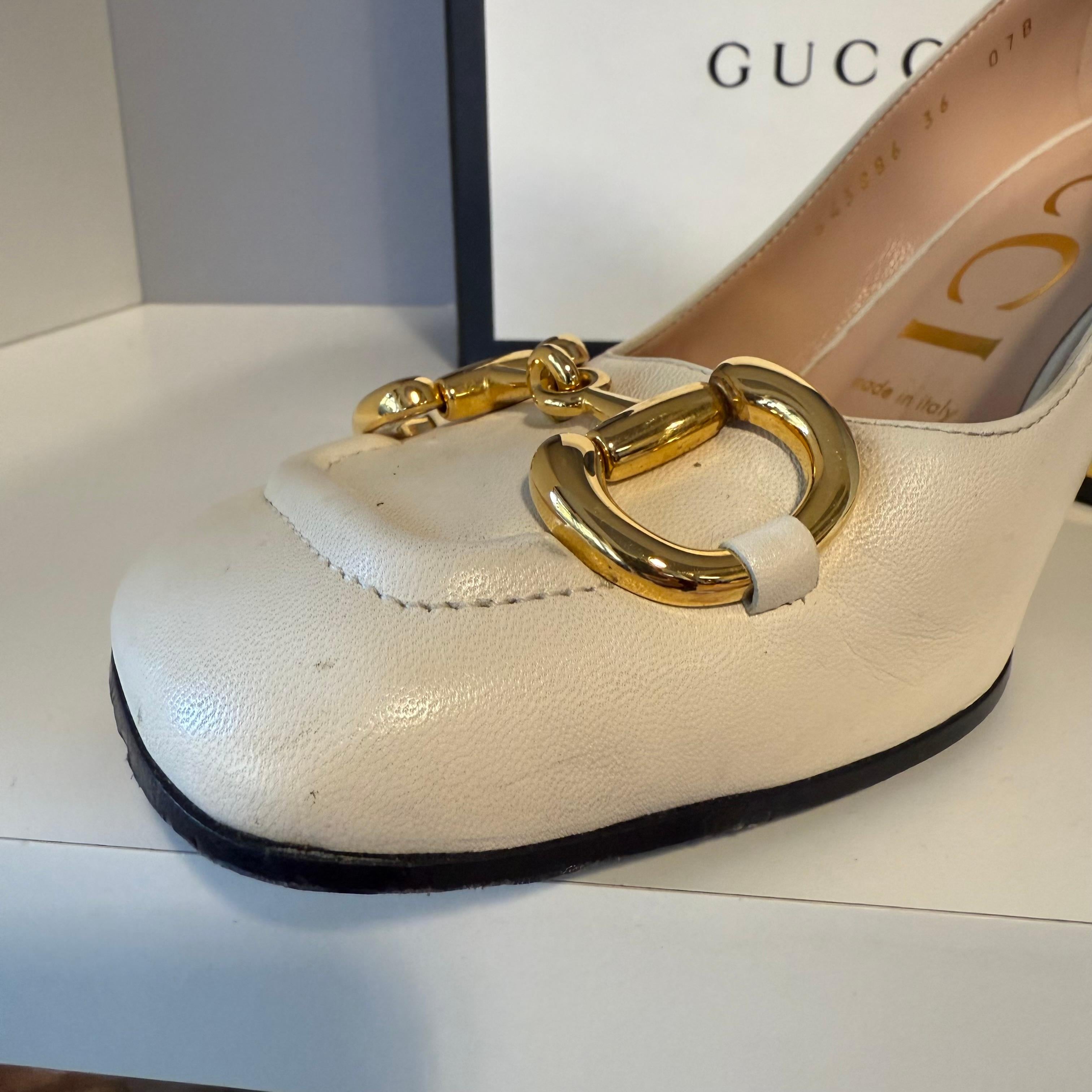 Gucci Malaga - Scarpe in pelle bianca IT 36 in vendita 1