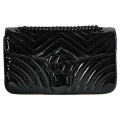Gucci Marmont 26 GG Matelassé Patent Leather