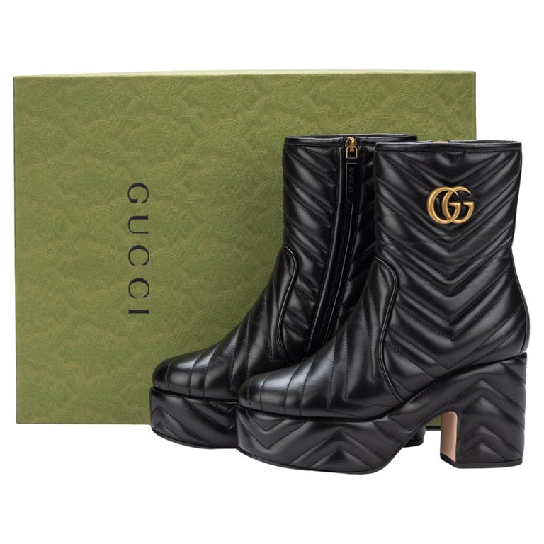 GUCCI by Tom Ford Exotic Cowboy Boots Y2K SS 2000 & Shorts 40.5 M