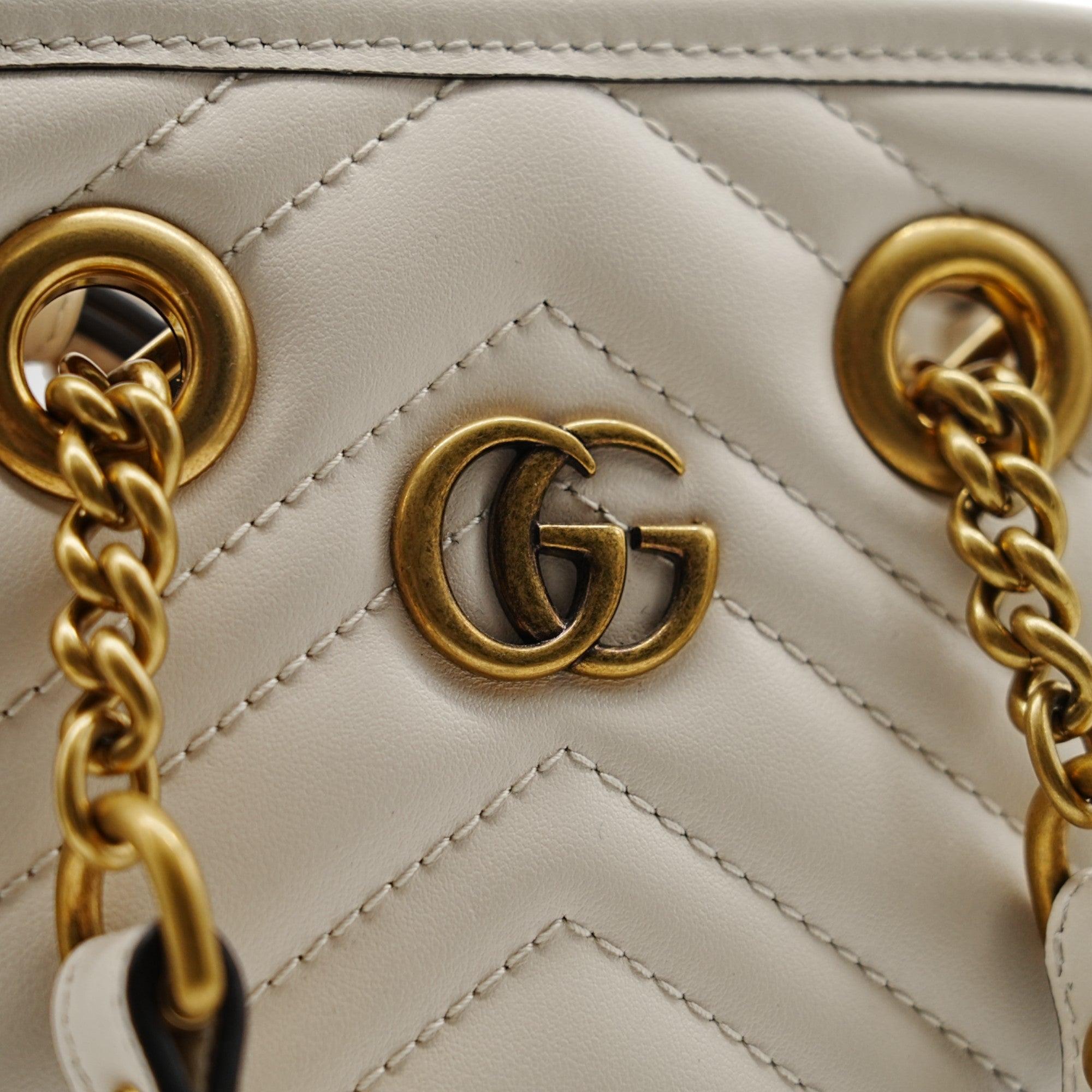 Gucci Marmont Matelassè Quilted Mini Bag - '10s For Sale 2
