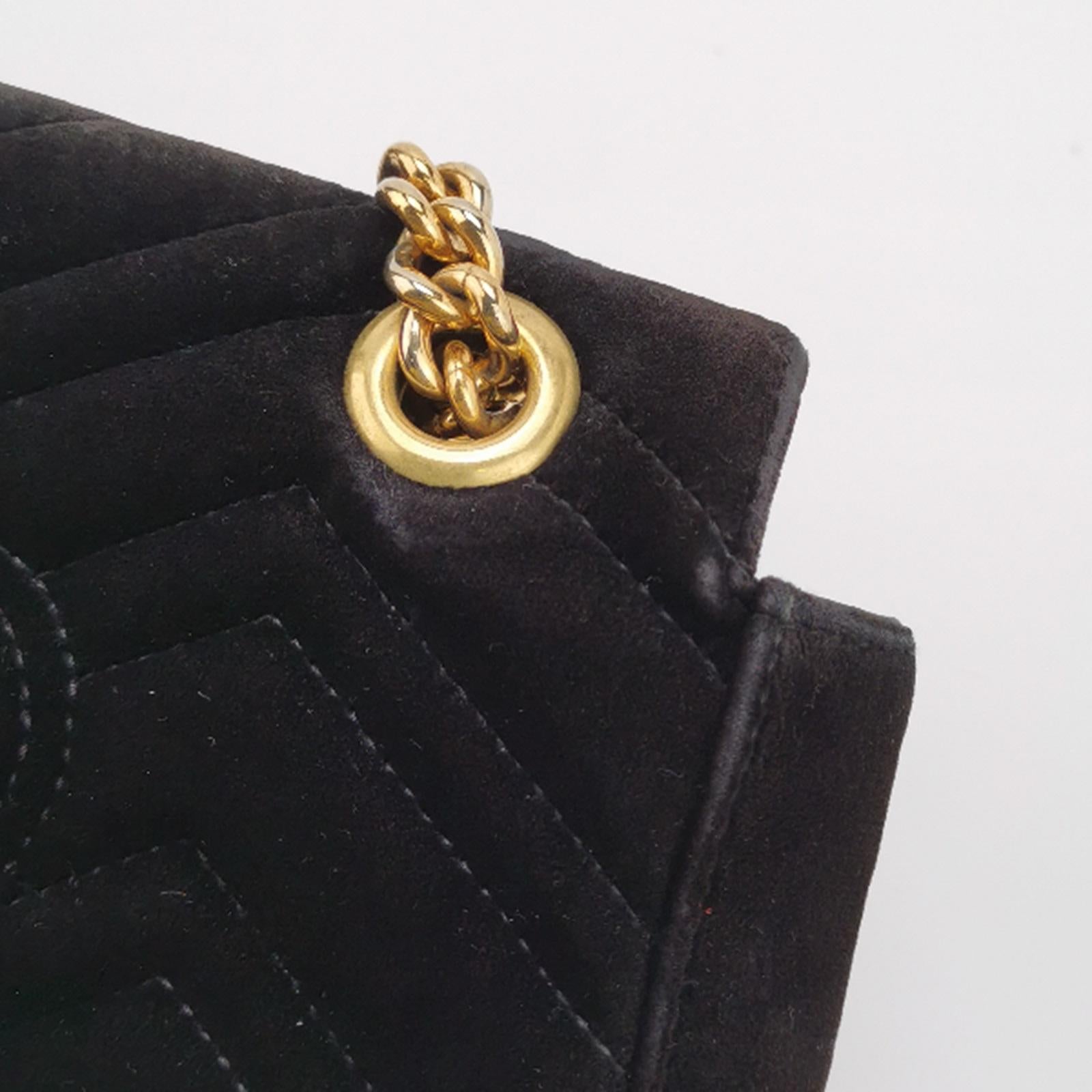 Gucci Marmont Mini Black Velvet Camera Bag For Sale 13