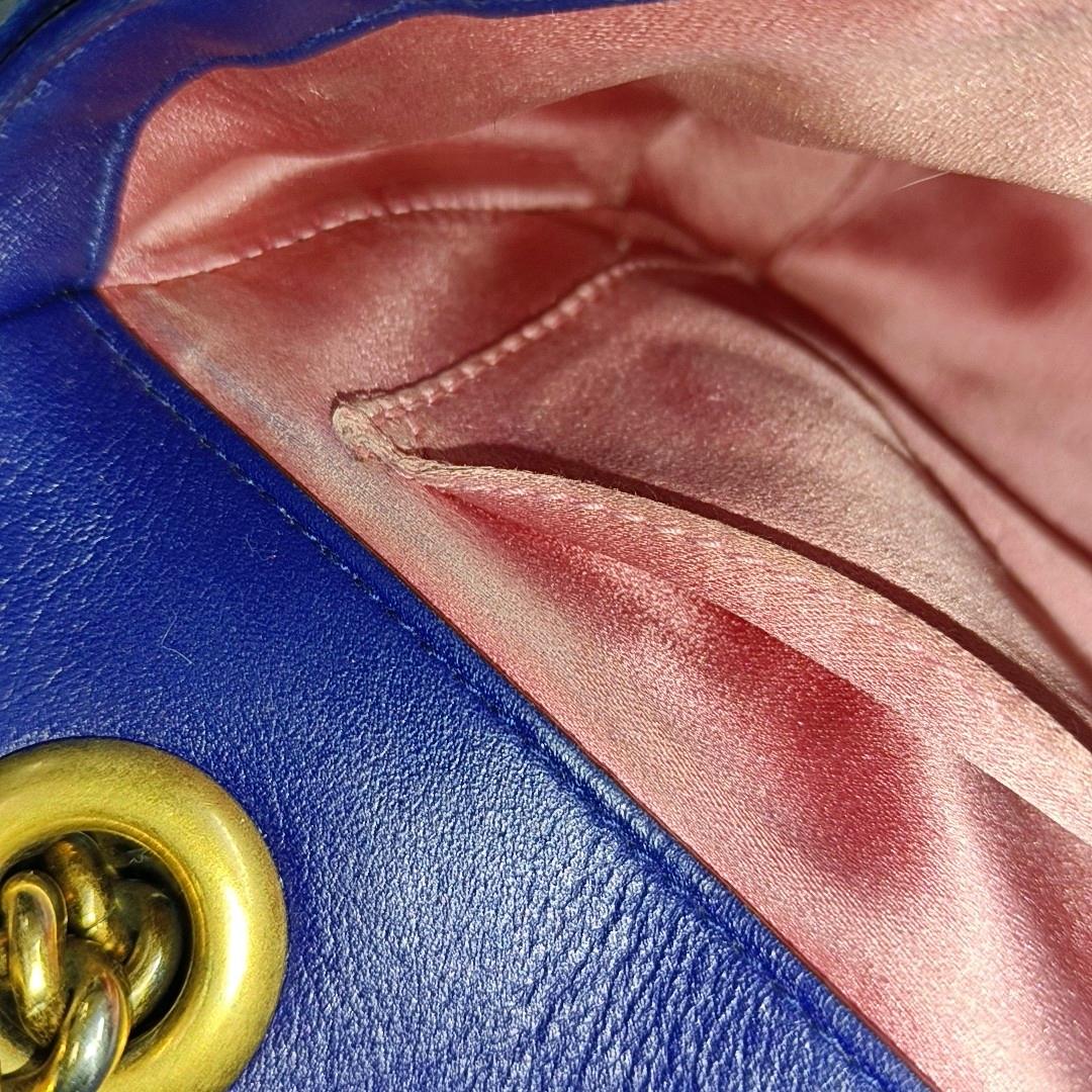 Bolso Gucci Marmont Mini Flap Terciopelo Azul Marino en venta 9