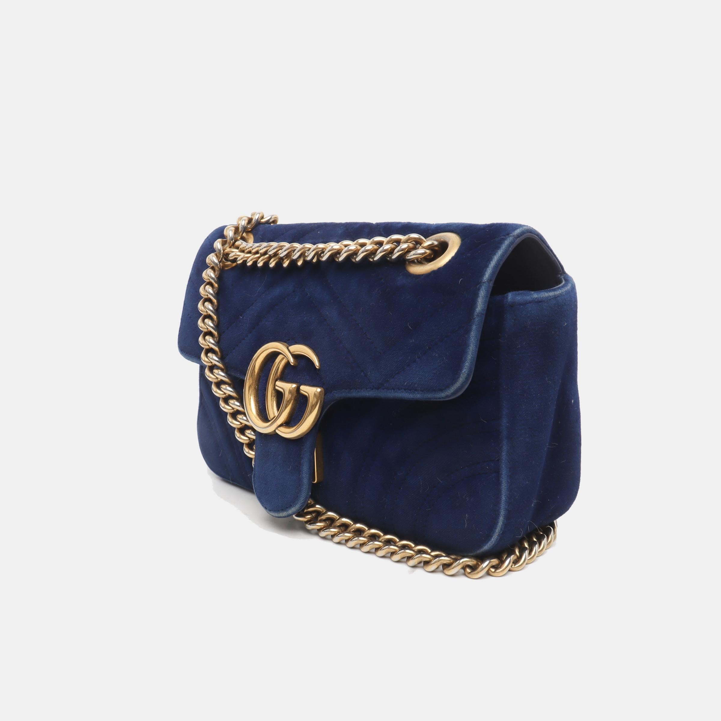 Bolso Gucci Marmont Mini Flap Terciopelo Azul Marino Negro en venta