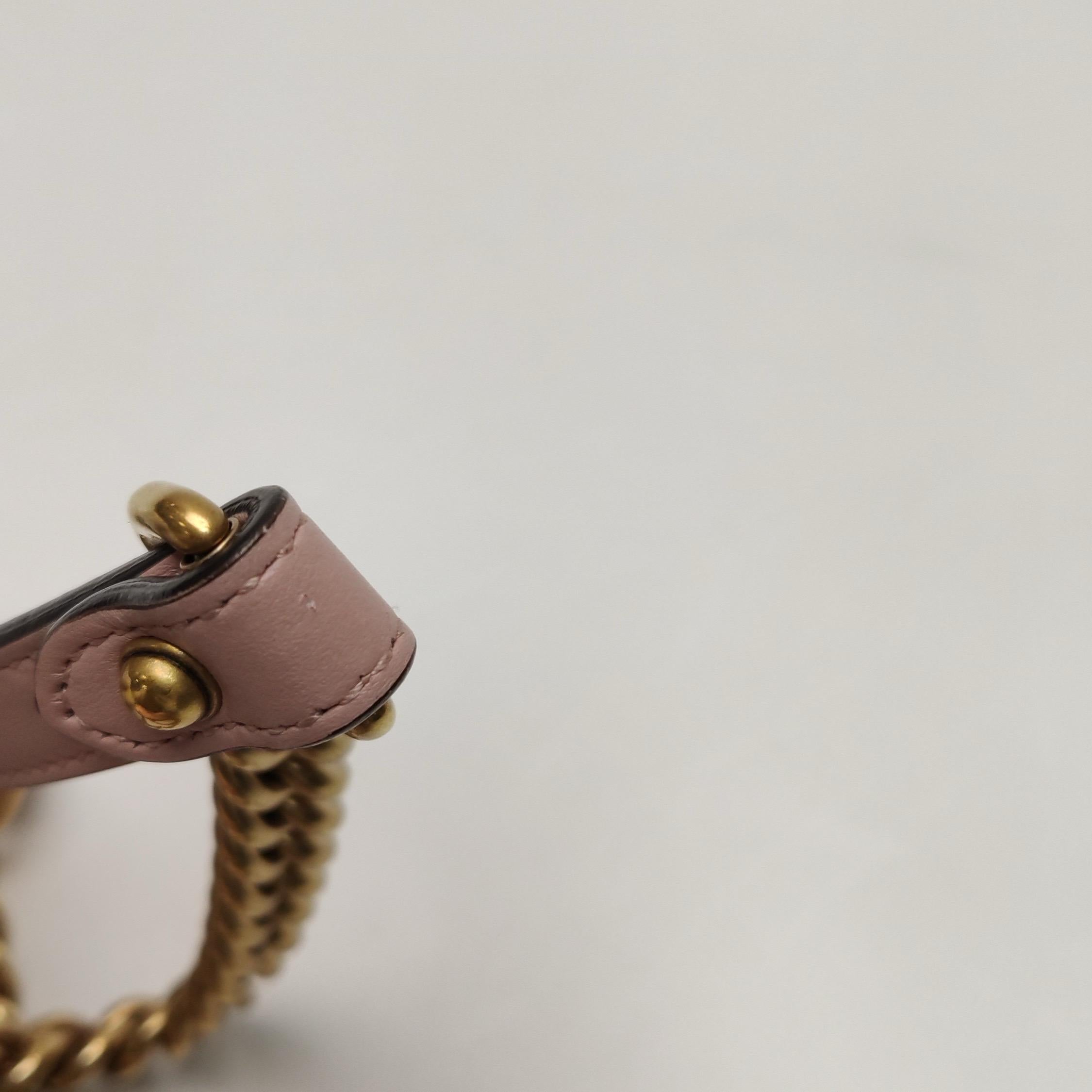 Gucci Marmont Mini Flap Borsa in pelle di vitello rosa Hardware oro in vendita 6