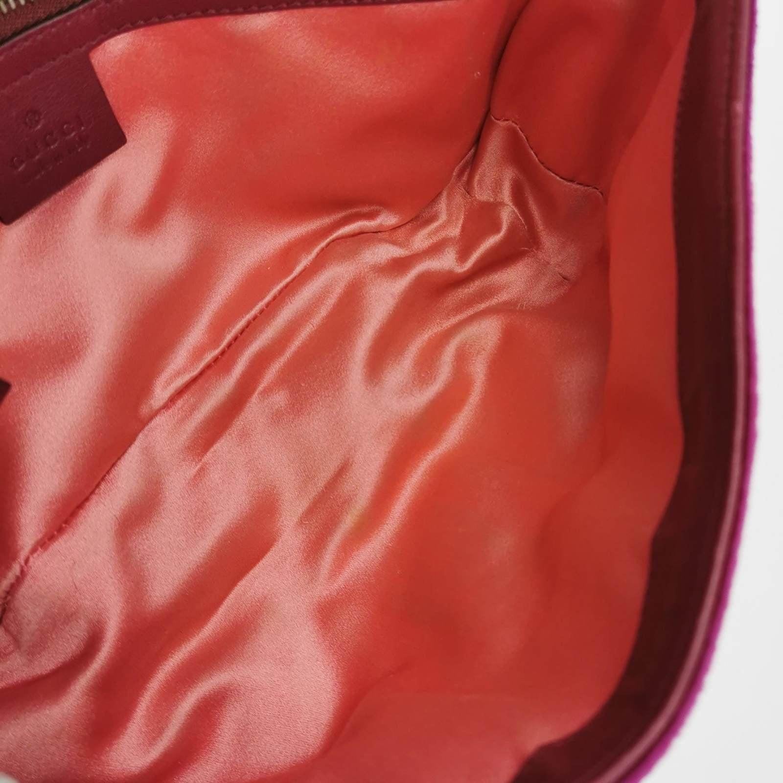 Gucci Marmont Mini Flap Pink Velvet Handbag For Sale 2