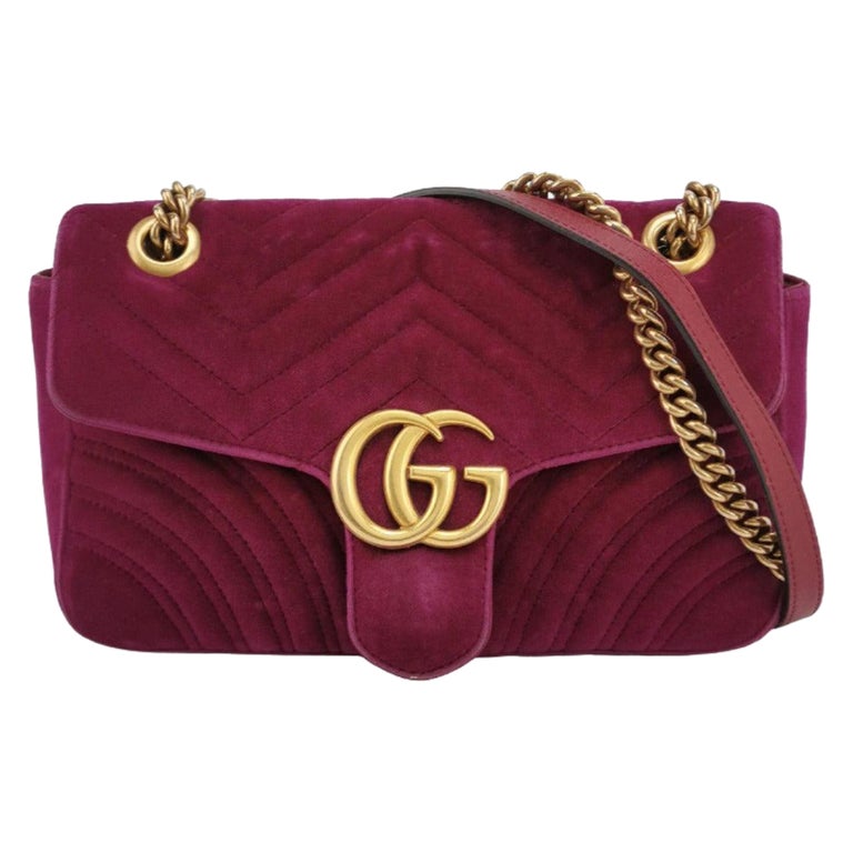 Gucci Marmont Mini-Handtasche aus rosa Samt mit Klappe im Angebot