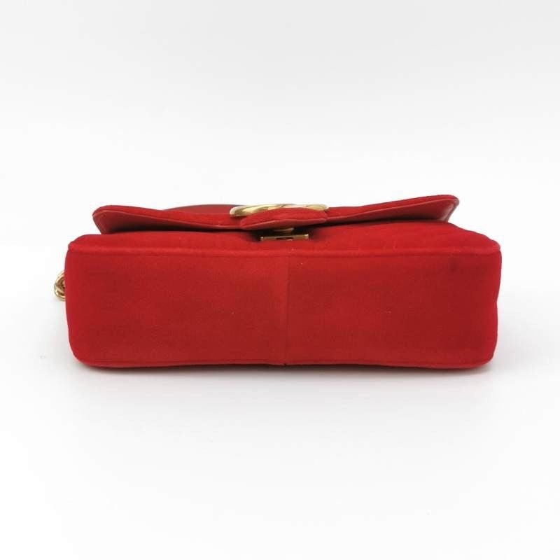 Gucci Marmont Mini Flap Red Velvet Handbag In Good Condition For Sale In AUBERVILLIERS, FR