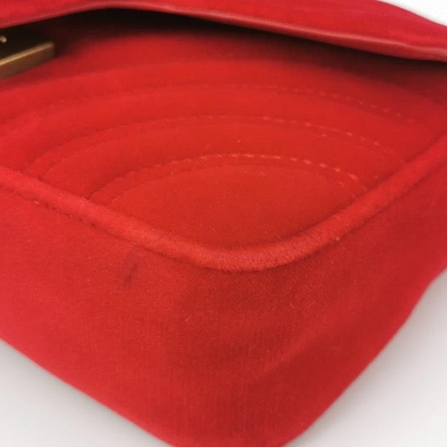 Gucci Marmont Mini Flap Red Velvet Handbag For Sale 3