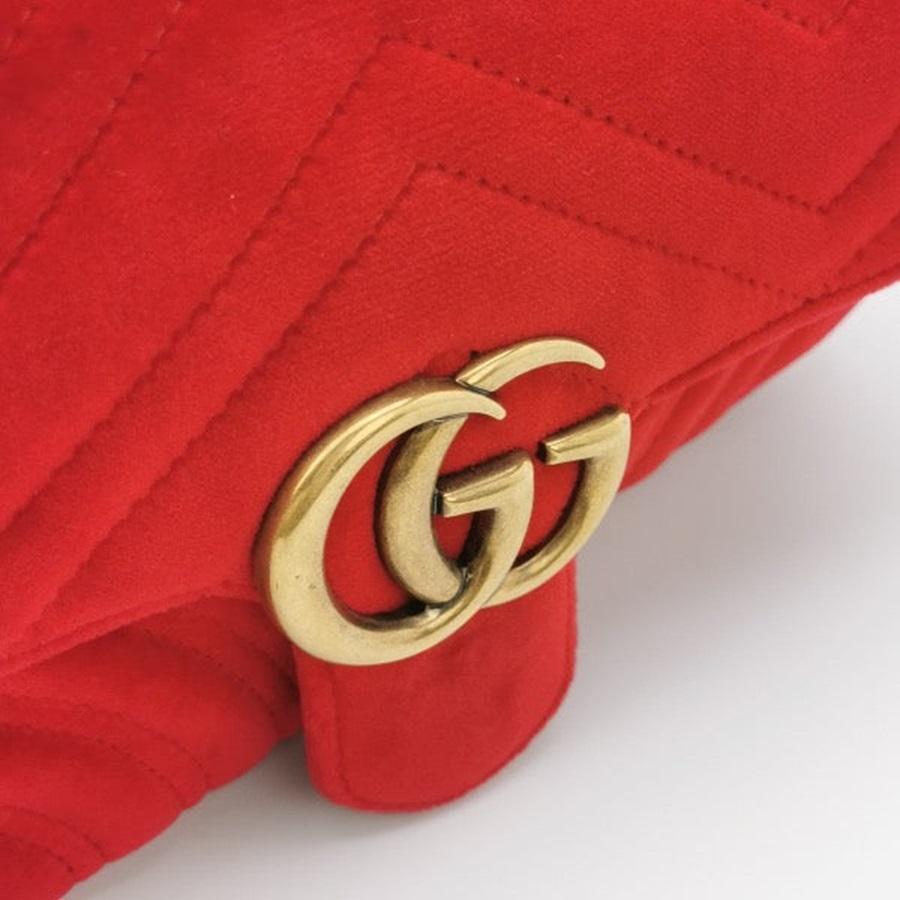 Gucci Marmont Mini Flap Red Velvet Handbag For Sale 4