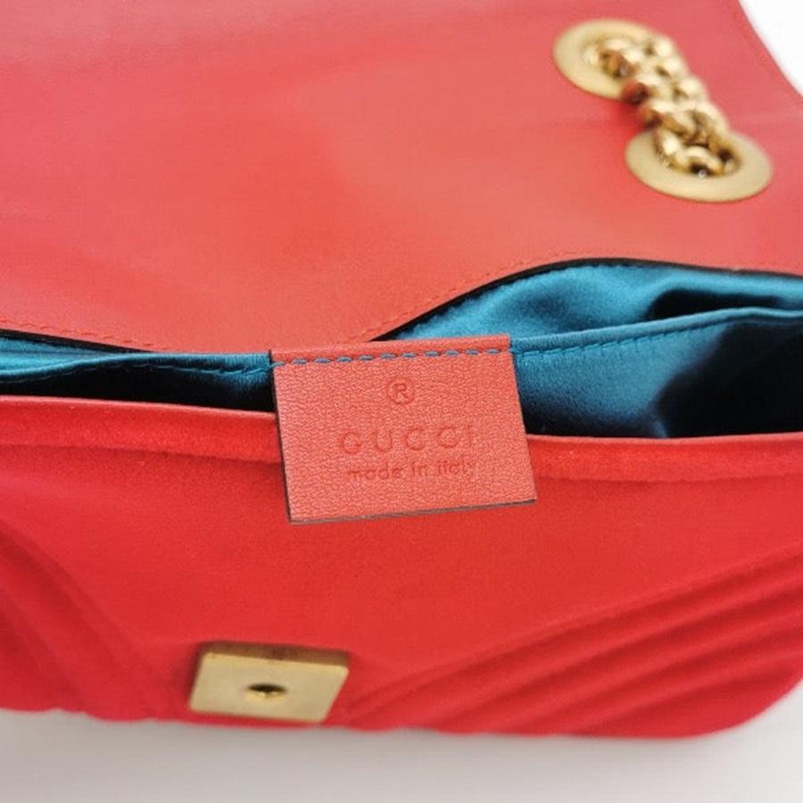 Gucci Marmont Mini Flap Red Velvet Handbag For Sale 5