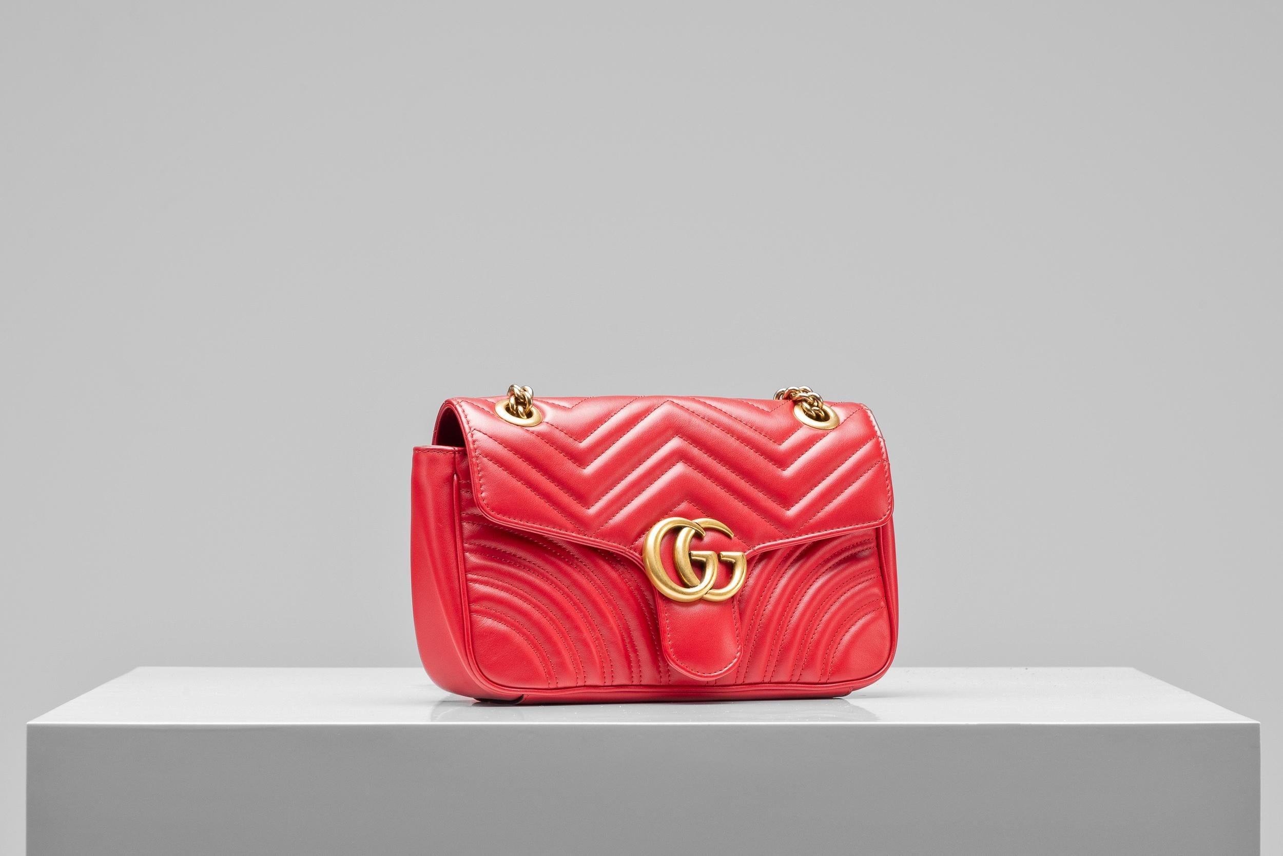 Women's or Men's Gucci Marmont Red Leather Bag