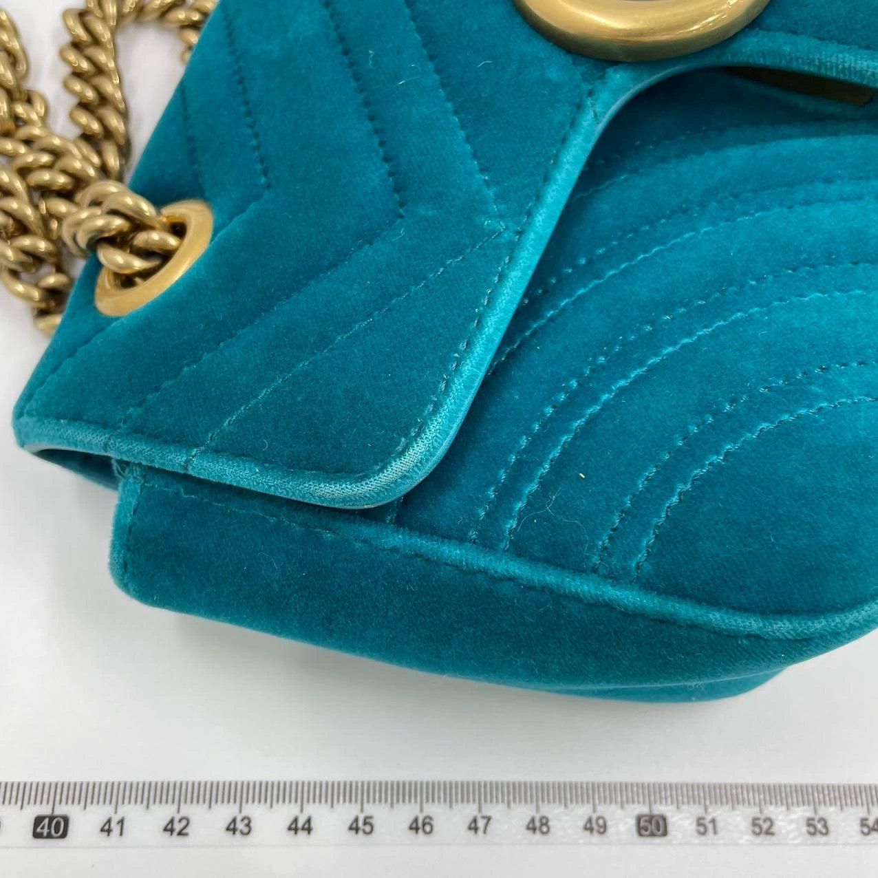 Gucci Marmont Small Flap Turquoise Blue Velvet Handbag For Sale 14