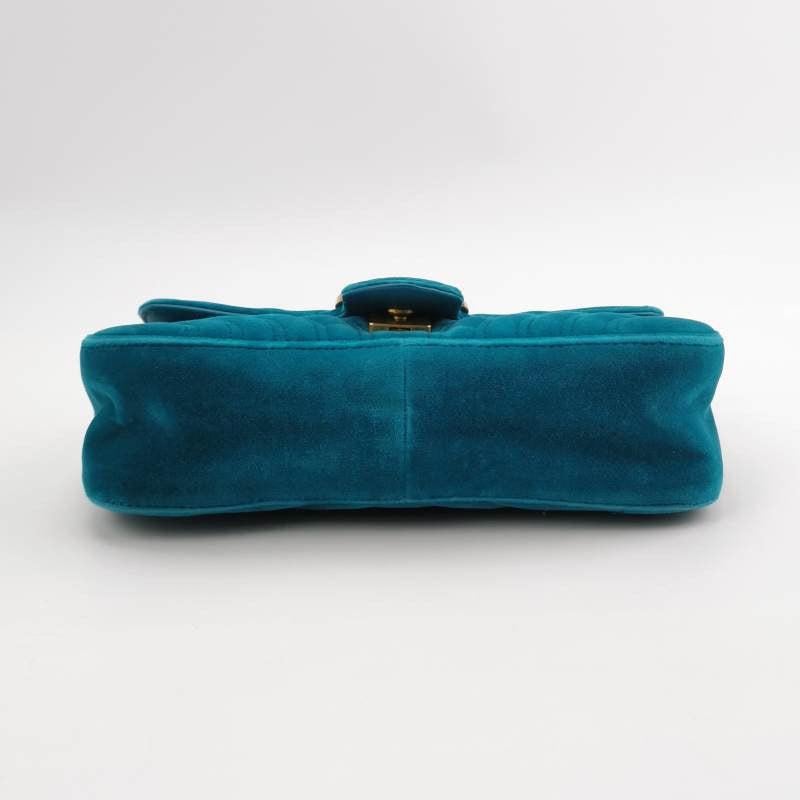 Gucci Marmont Small Flap Turquoise Blue Velvet Handbag For Sale 2