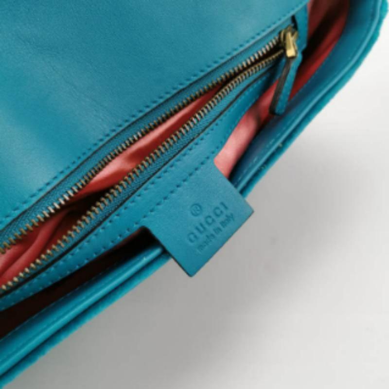 Gucci Marmont Small Flap Turquoise Blue Velvet Handbag For Sale 4