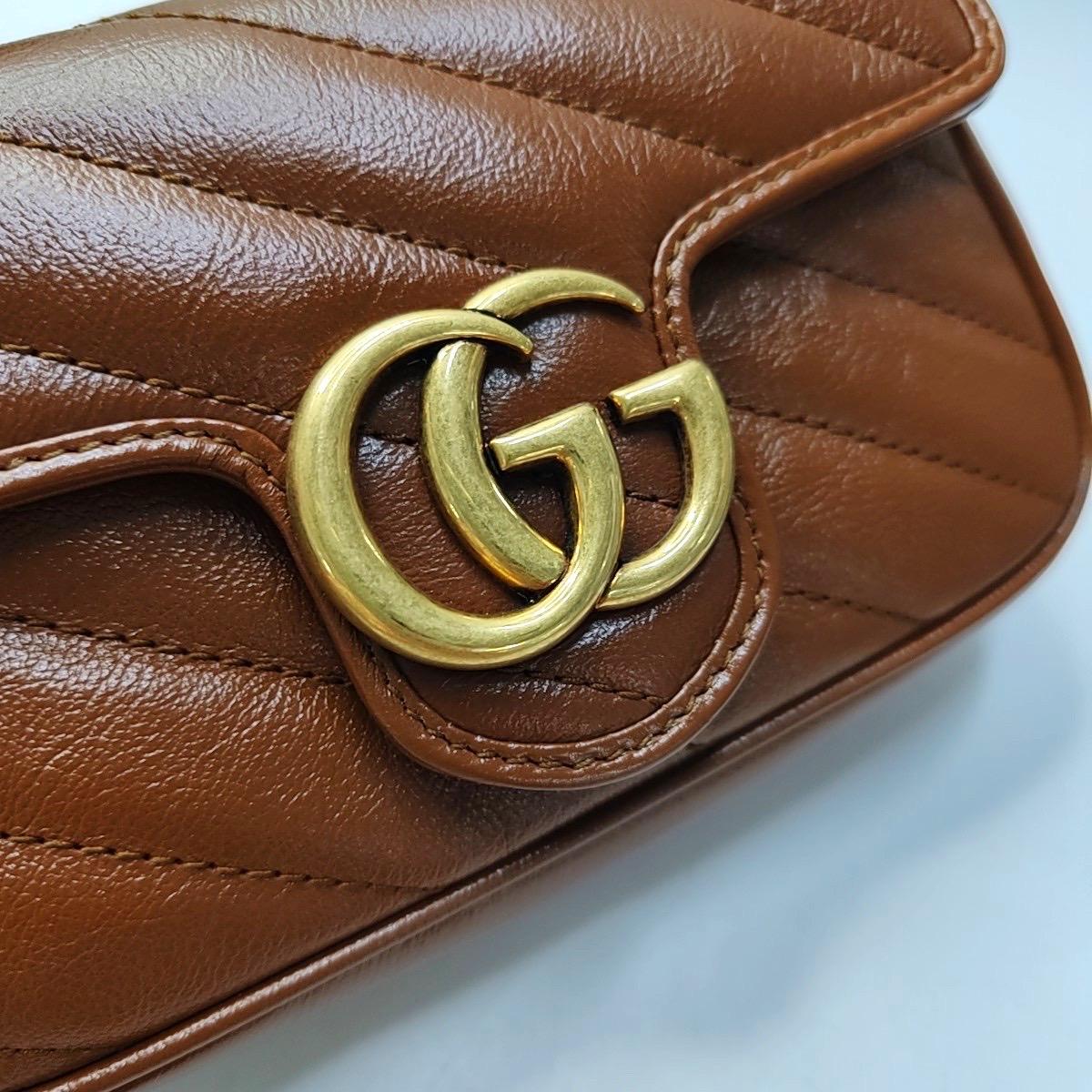Gucci Marmont Super Mini Flap Chocolate Brown Leather Crossbody Bag en venta 5