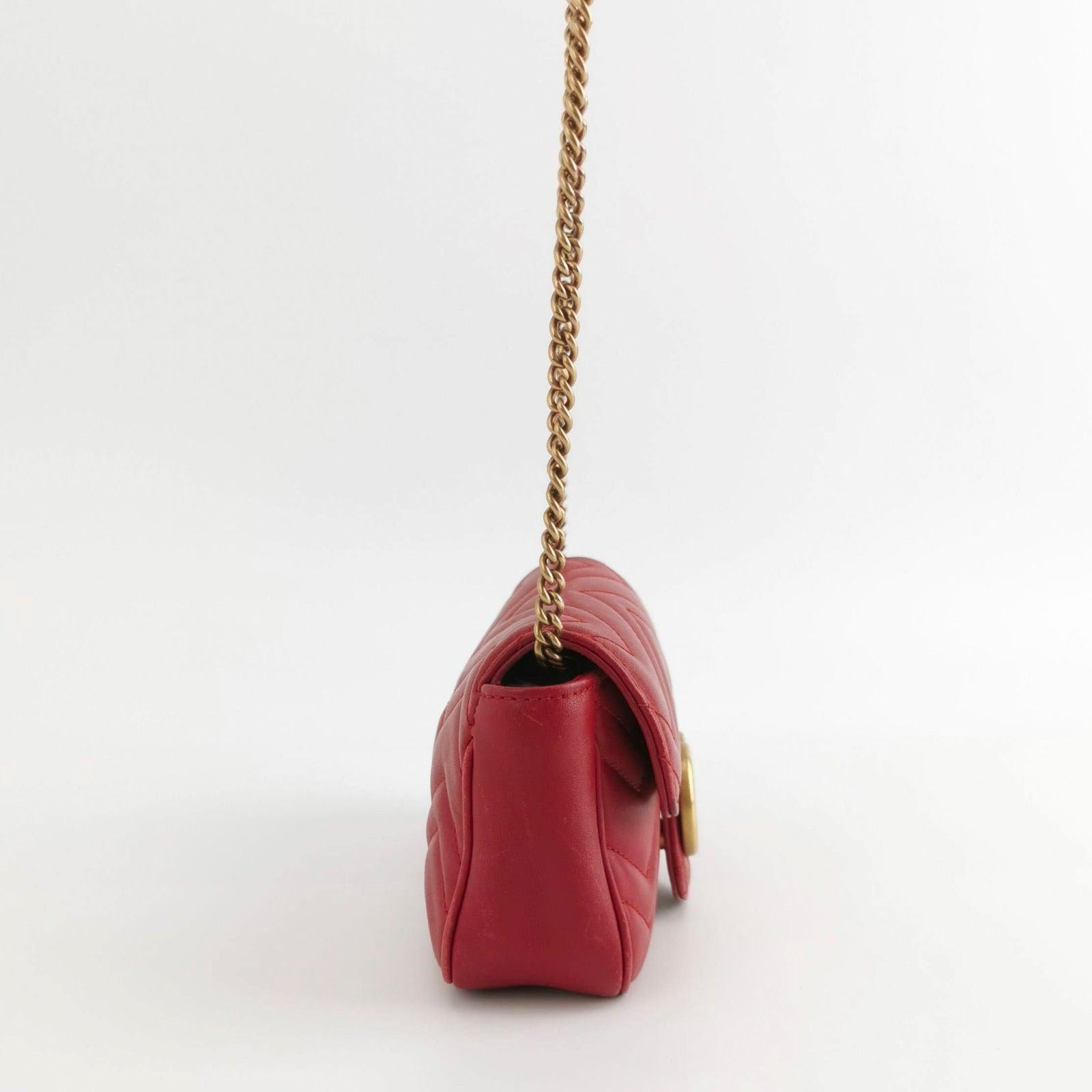 Gucci Marmont Super Mini Flap Leather Bag Red Leather In Good Condition For Sale In AUBERVILLIERS, FR