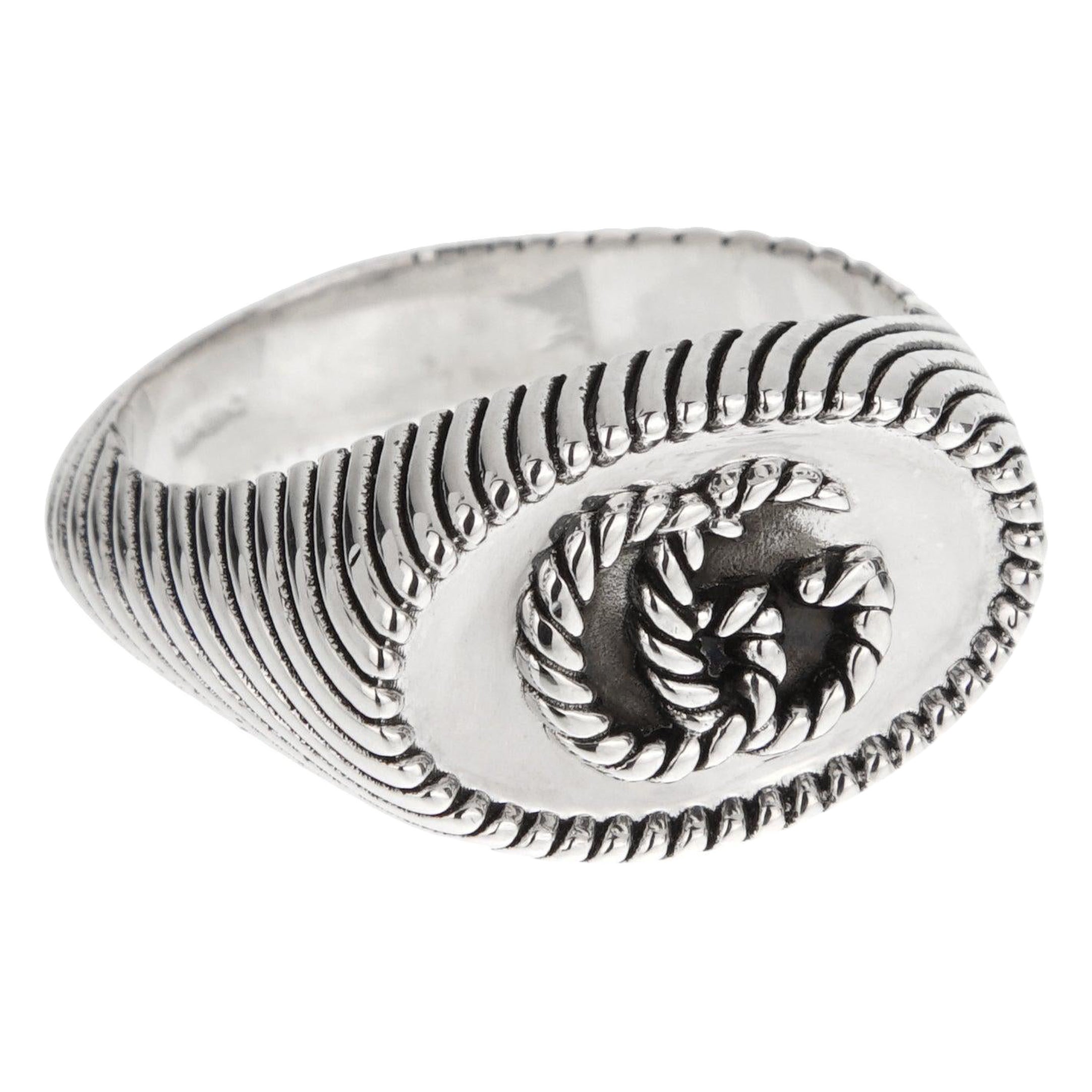 Gucci Marmont Anello in argento con corda attorcigliata misura 9