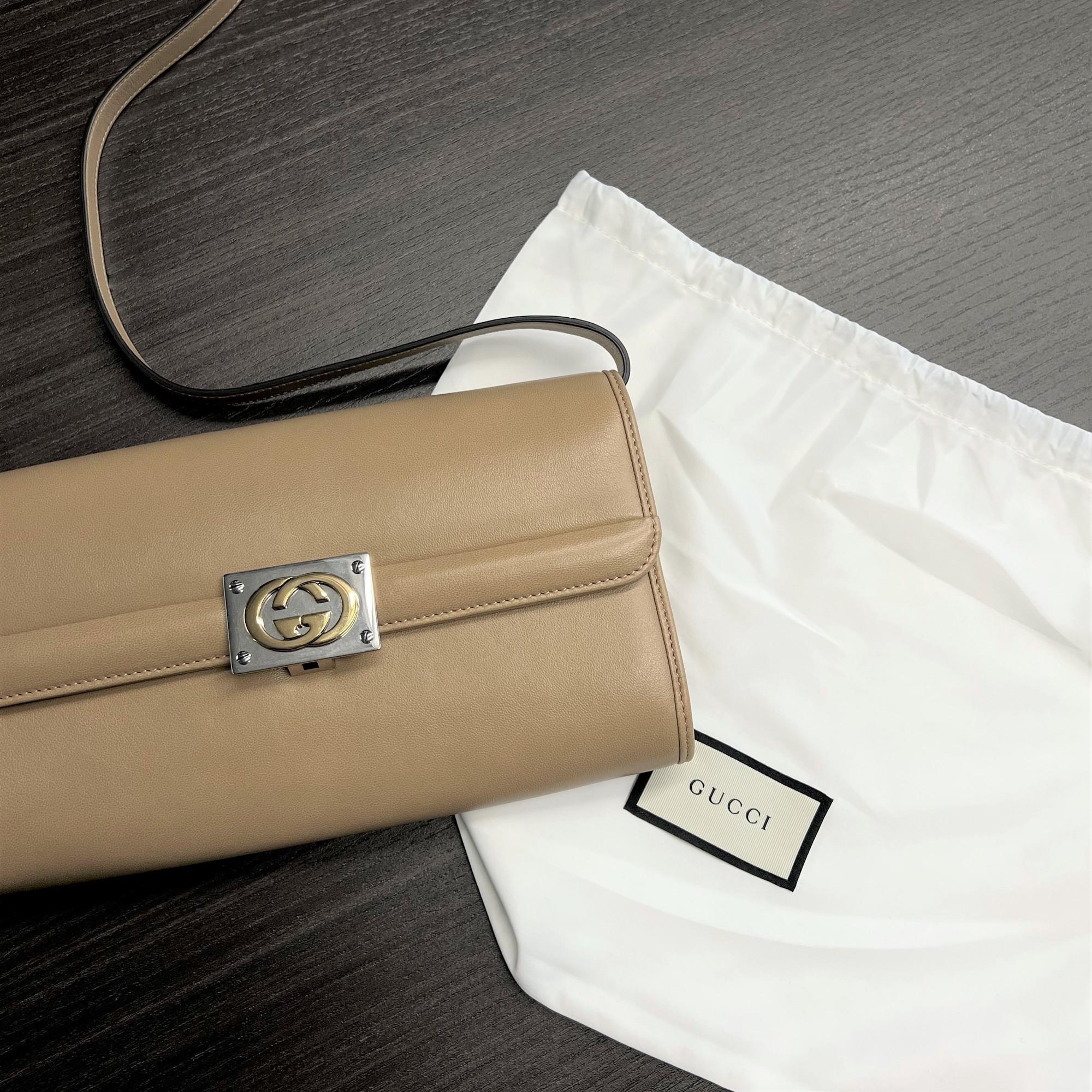 Women's Gucci Matisse Interlocking G Logo Beige Leather Clutch Shoulder Bag