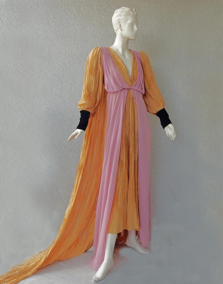 Gucci Medieval-Inspired Silk Handkerchief Hem Dress Gown In New Condition For Sale In Los Angeles, CA