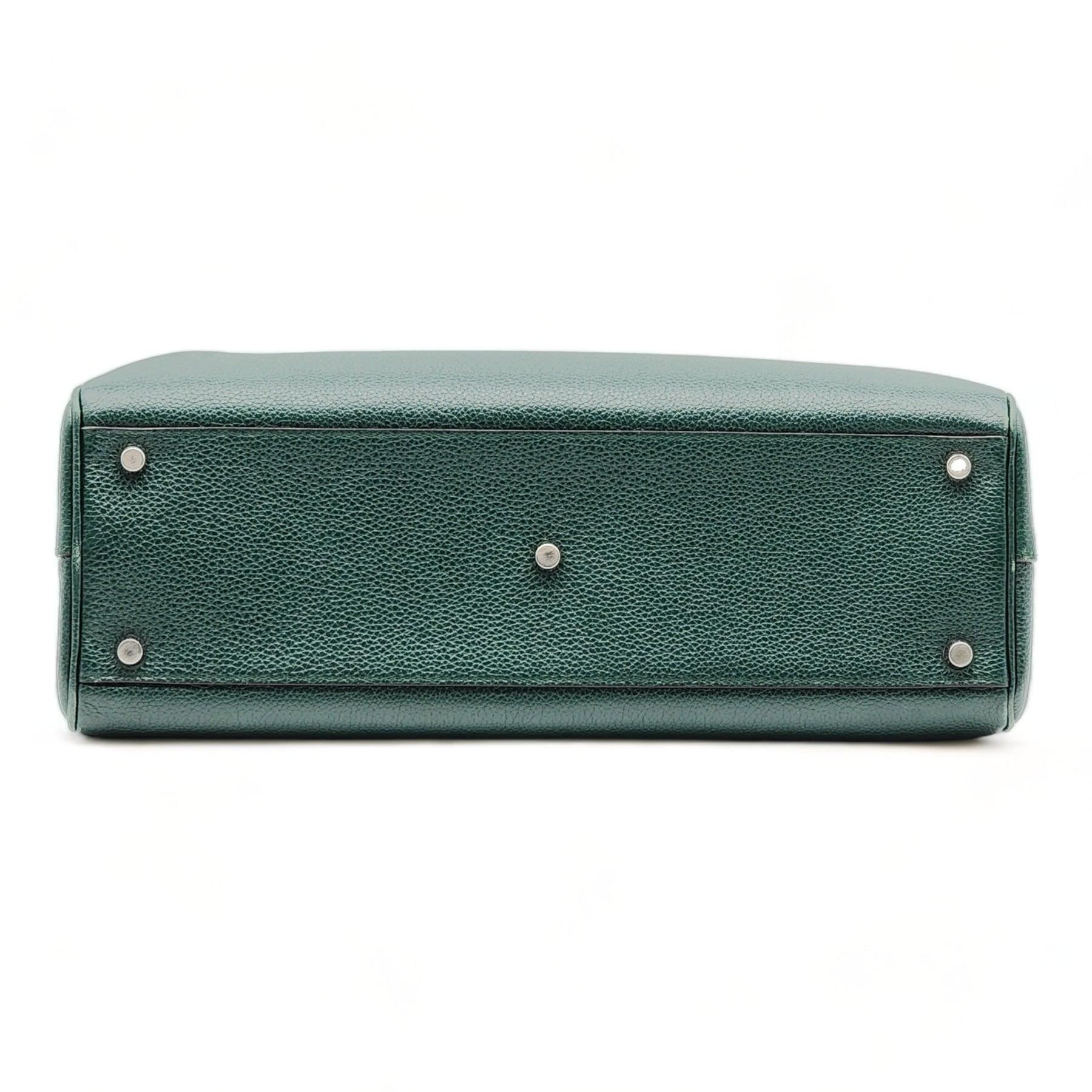 Gucci Medium Zumi Top Handle Bag in Green In Excellent Condition In Los Angeles, CA