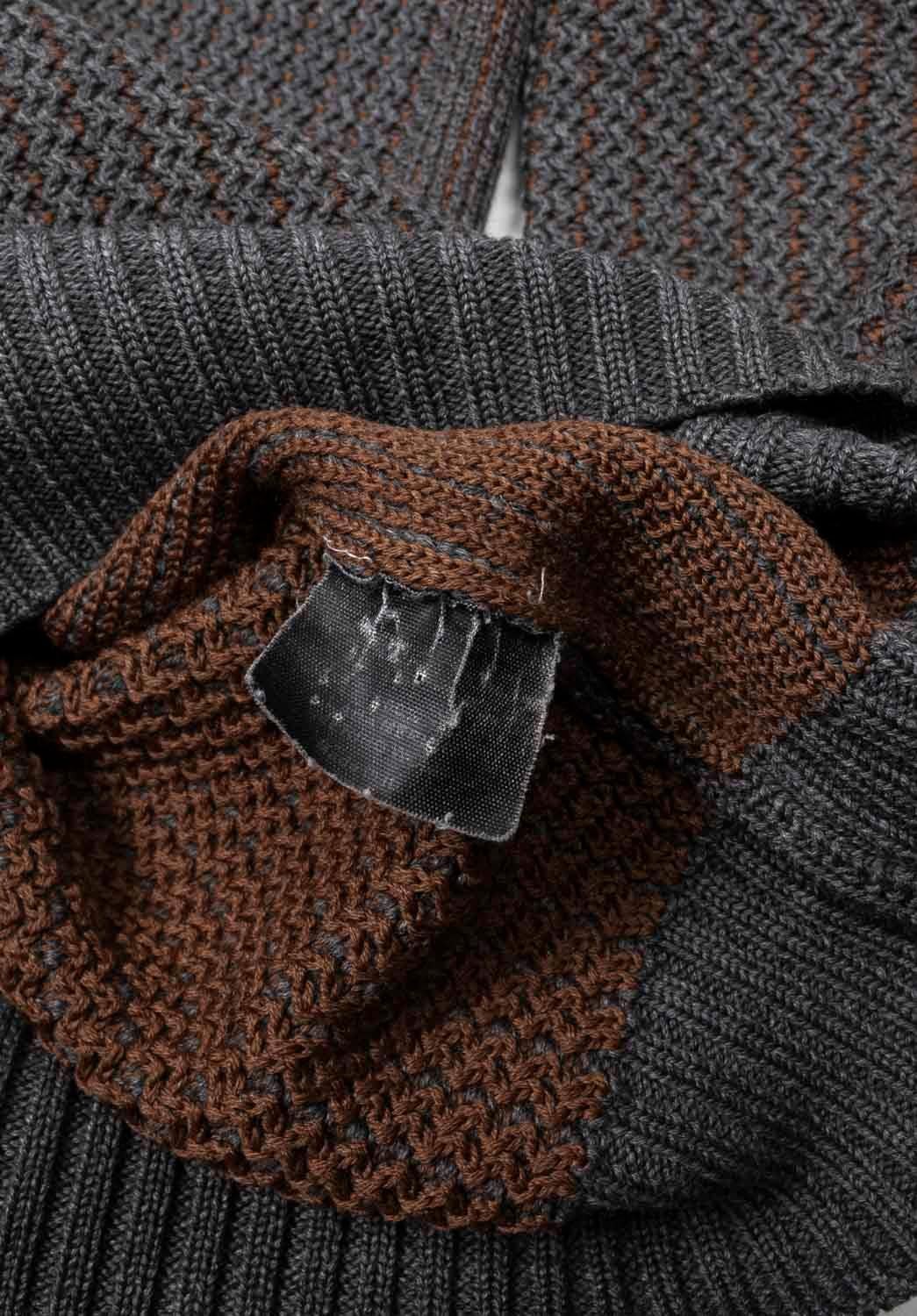 Gucci Hommes Pull à col roulé Taille M, S1207 en vente 2