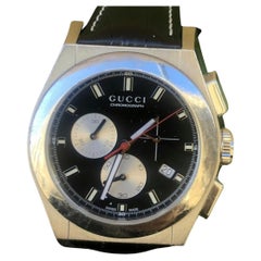 Gucci Herren 115.2 Pantheon Uhr 42mm Stahlband Box und Booklet Papiere