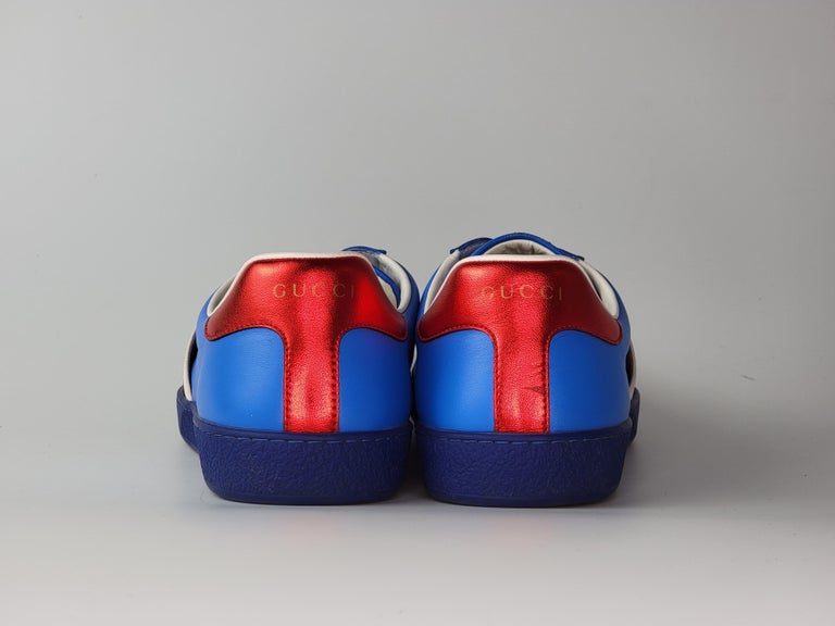 Gucci Mens Blue Red Stripe Lace Up Sneakers (10 US) at  display picture 1