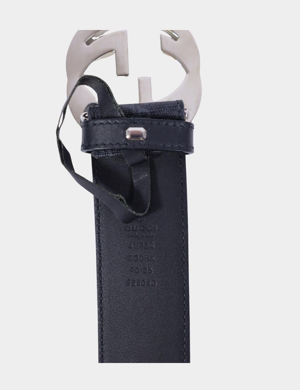 Black Gucci Men's GG Supreme Canvas Belt For Sale