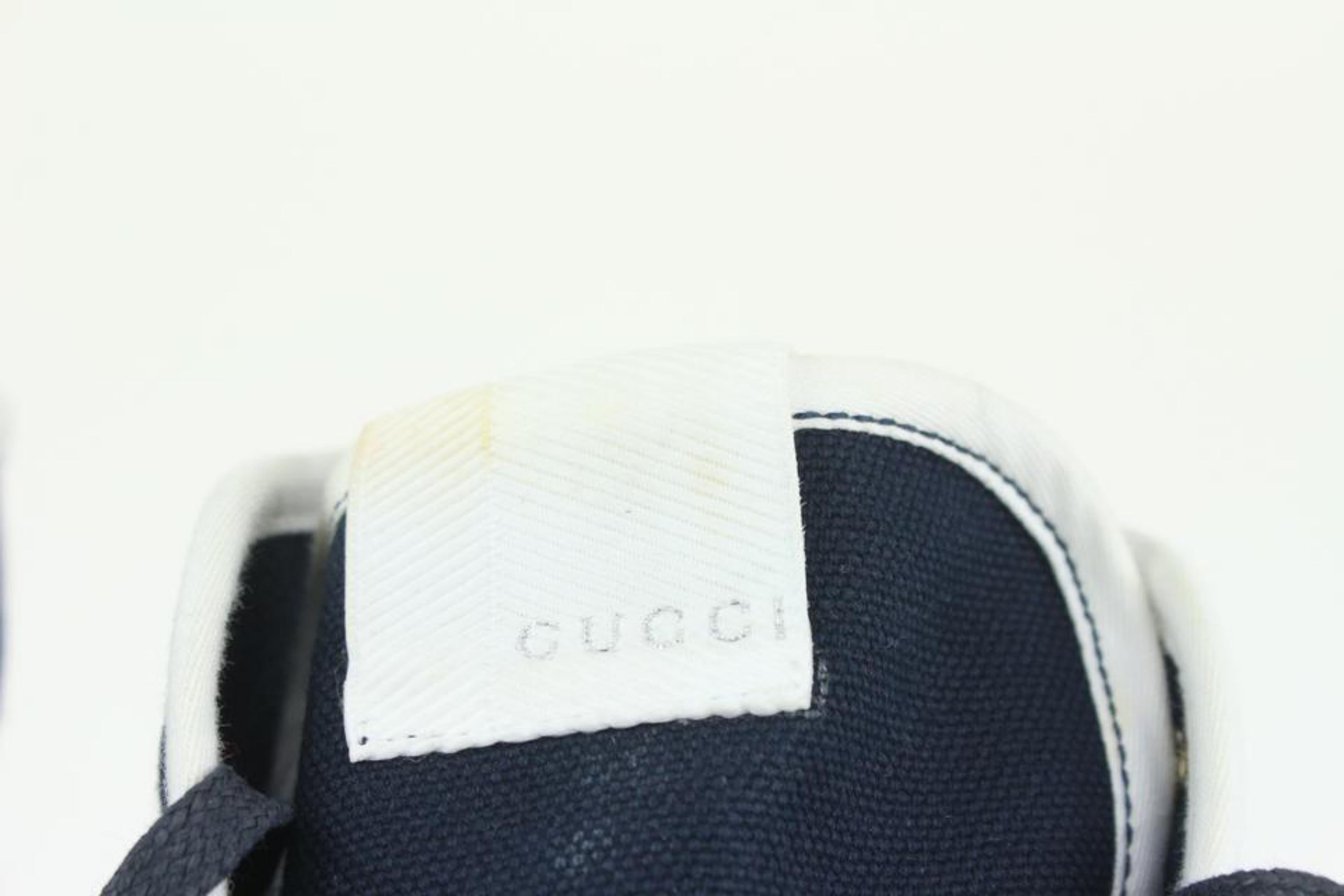 Gucci Men's US 8.5 Navy Monogram GG Web Sneakers 1123g40 In Good Condition For Sale In Dix hills, NY