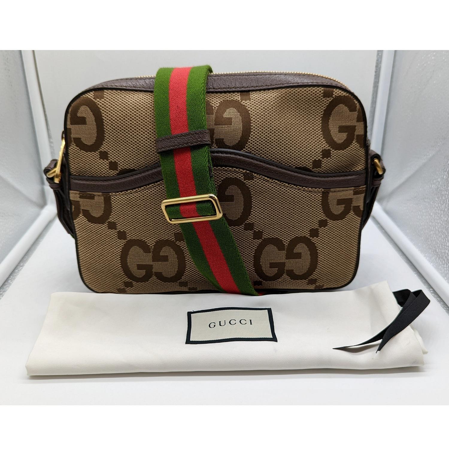 Gucci Messenger Bag with Jumbo GG 675891 2