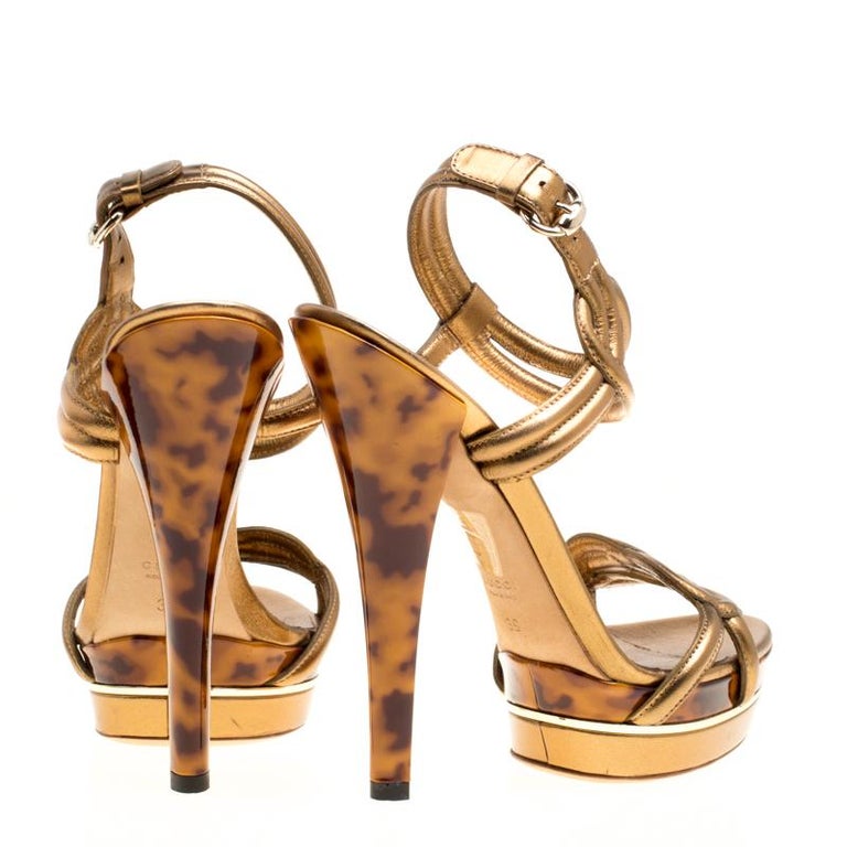 tortoise heel sandals
