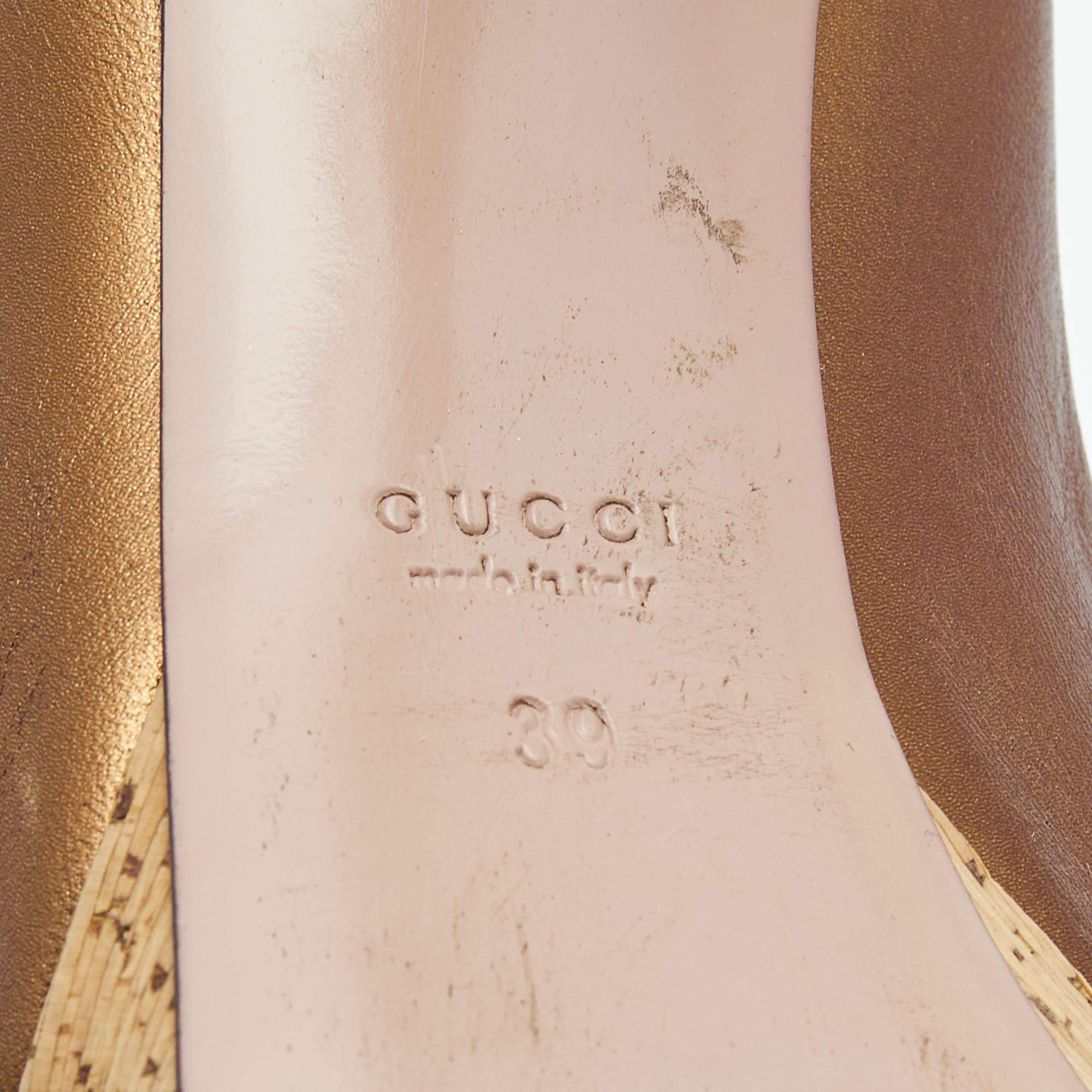 Gucci Metallic Bronze Leather Peep Toe Platform Pumps Size 39 For Sale 2