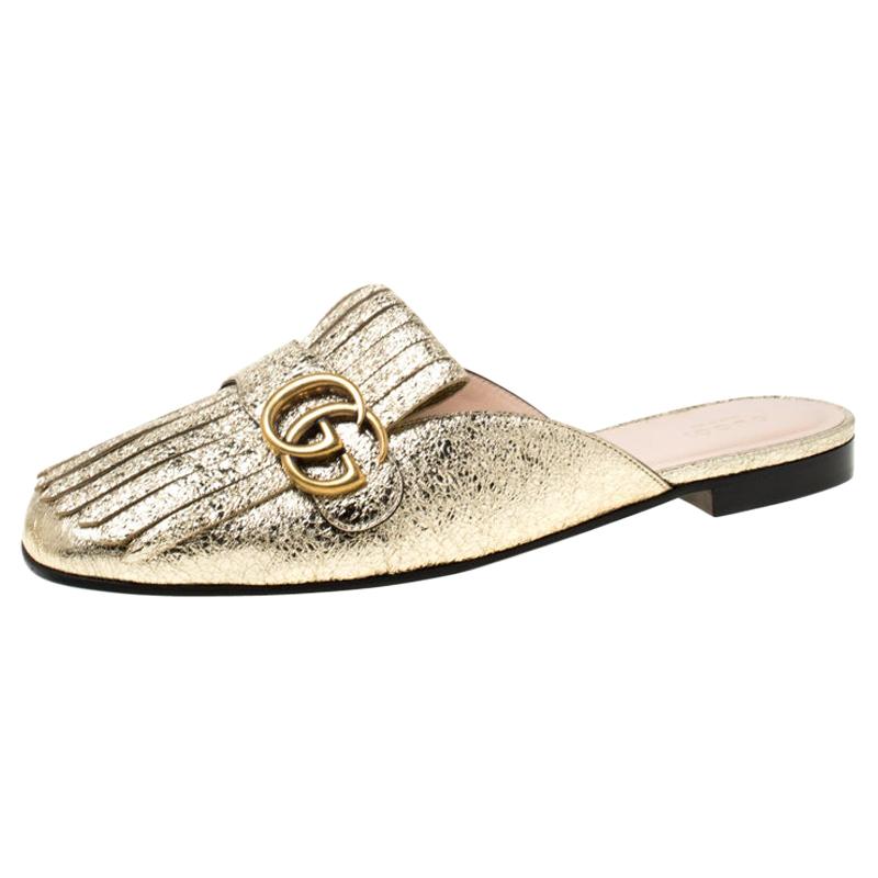 Gucci Metallic Gold Craquelé Marmont flache Pantoletten aus Leder mit Fransen Größe 39,5