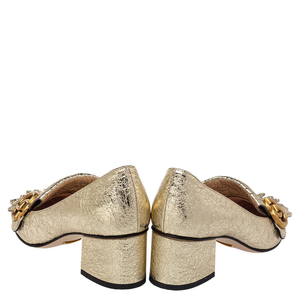 Gucci Metallic Gold Foil Leather GG Marmont Block Heel Pumps Size 37 In Good Condition In Dubai, Al Qouz 2