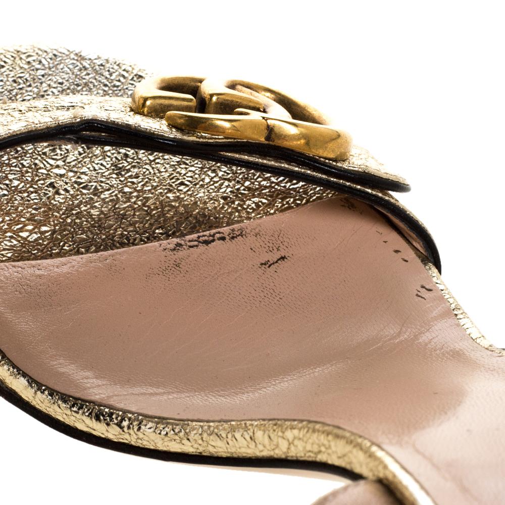 Gucci Metallic Gold Foil Leather Marmont Block Heel Ankle Strap Sandals Size 36 In Fair Condition In Dubai, Al Qouz 2