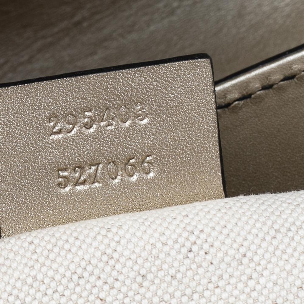 Gucci Metallic Gold Guccissima Leather Large Emily Chain Shoulder Bag In Good Condition In Dubai, Al Qouz 2