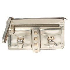 Used Gucci Metallic Gold Laminate Leather Studded Evening Wristlet Clutch